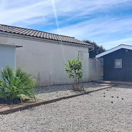 Holiday home 18 Freres Estrade By Interhome Lacanau